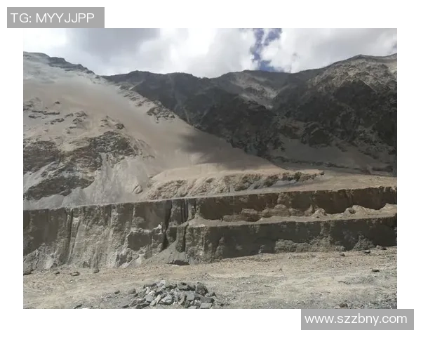 深度对话：探索黄娜在英雄联盟中的成长与挑战之路